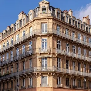 Coeur Capitole 122m2- Clim - Parking - Ascenseur- Metro Appartement