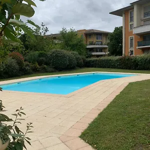 Rose T2, Climatisation,parking Prive, Piscine, Wifi , Confort Appartement